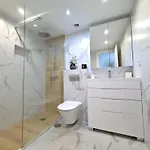 Apartman In Puerto Banus Lorcrimar V Marbella