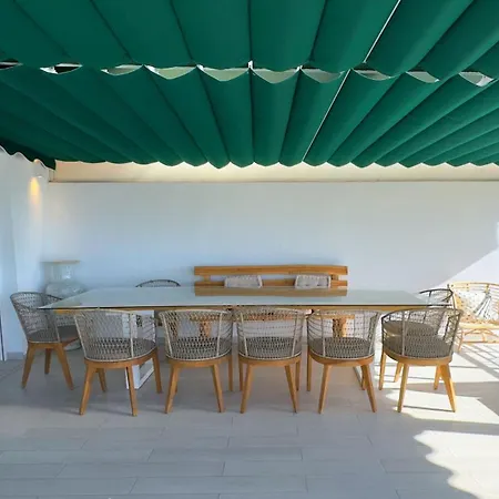 South-facing 2br Near Puerto Banus