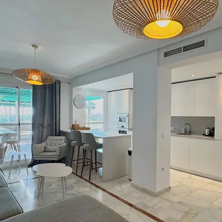 Apartment South-facing 2br Near Puerto Banus