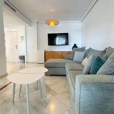 Apartment South-facing 2br Near Puerto Banus