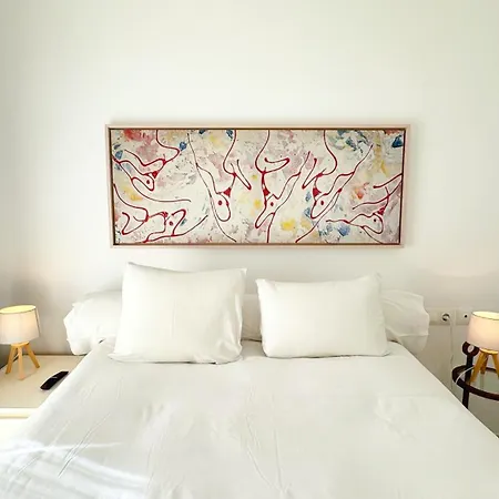 South-facing 2br Near Puerto Banus Apartment *