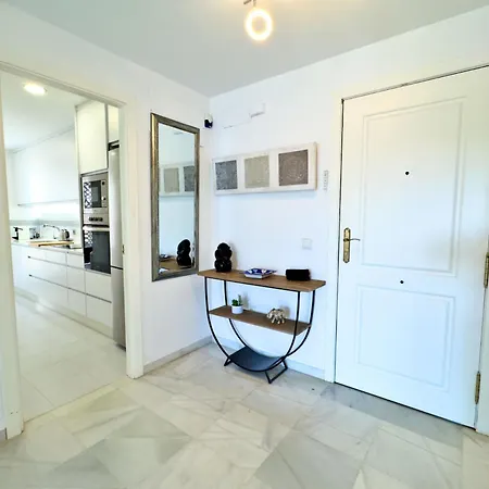 South-facing 2br Near Puerto Banus Marbella