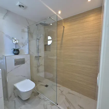 Apartment South-facing 2br Near Puerto Banus *